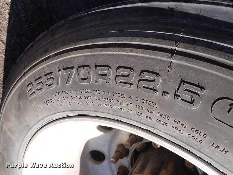 image for item DN2172 2006 Freightliner M106  rollback truck