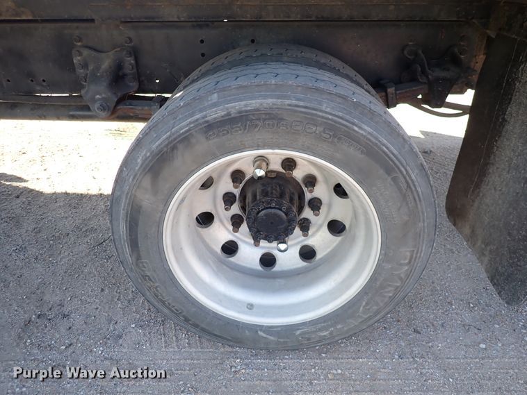 image for item DN2172 2006 Freightliner M106  rollback truck