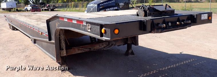 image for item DN2177 2008 Landoll  drop deck equipment trailer
