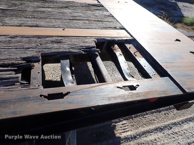 image for item DN2177 2008 Landoll  drop deck equipment trailer