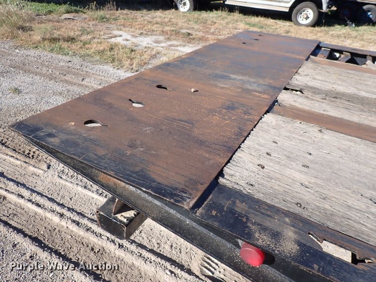 image for item DN2177 2008 Landoll  drop deck equipment trailer