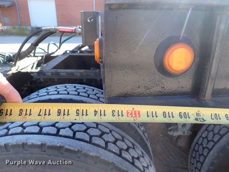 image for item DN2177 2008 Landoll  drop deck equipment trailer