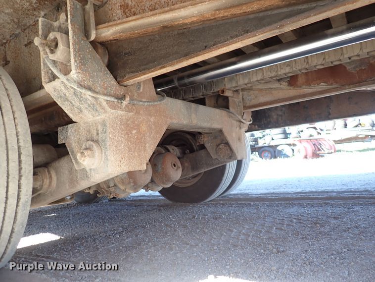 image for item DN2177 2008 Landoll  drop deck equipment trailer