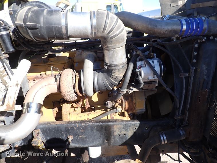 image for item DN2178 1989 Freightliner FLD120  tow truck