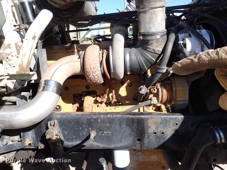 image for item DN2178 1989 Freightliner FLD120  tow truck