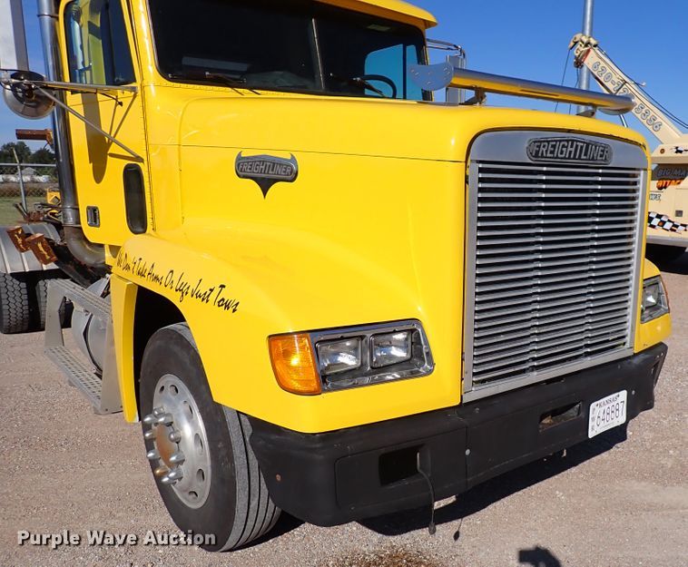 image for item DN2178 1989 Freightliner FLD120  tow truck