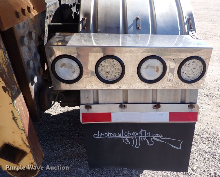 image for item DN2178 1989 Freightliner FLD120  tow truck