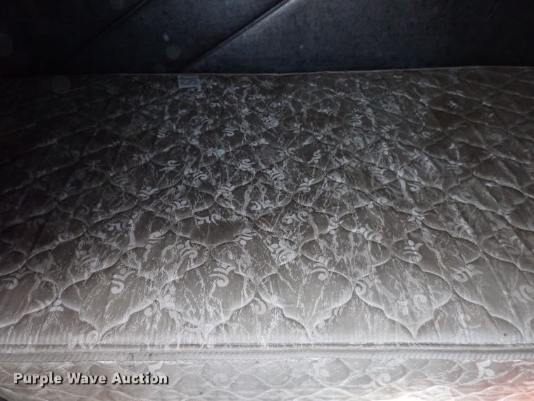 image for item DN2179 1996 Mack CH600  tow truck