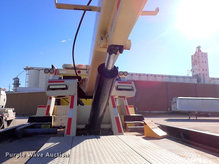 image for item DN2179 1996 Mack CH600  tow truck