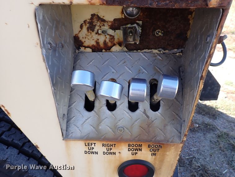 image for item DN2179 1996 Mack CH600  tow truck