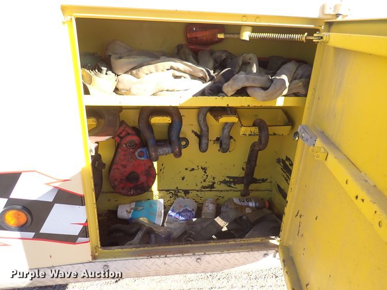 image for item DN2179 1996 Mack CH600  tow truck