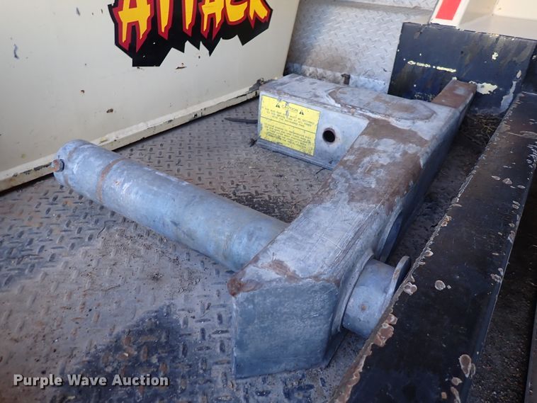 image for item DN2179 1996 Mack CH600  tow truck