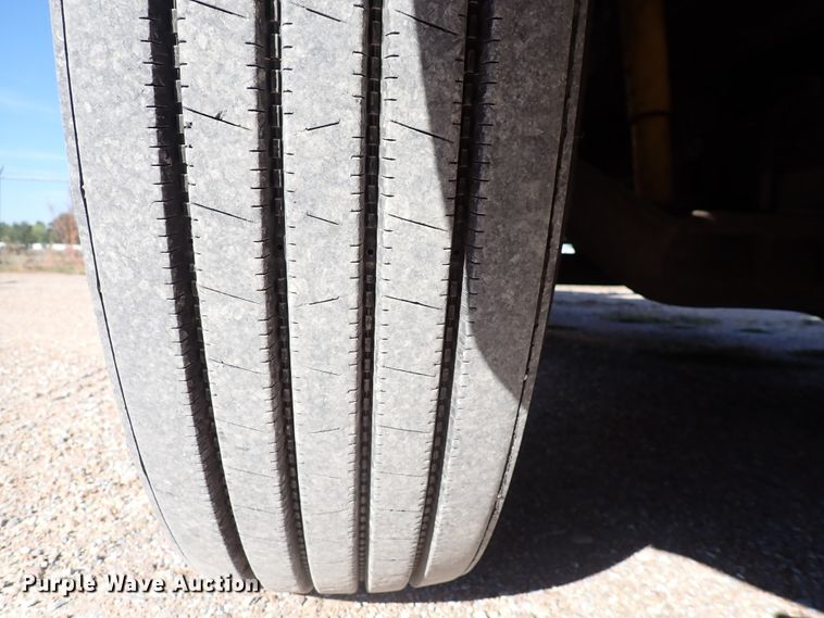 image for item DN2179 1996 Mack CH600  tow truck