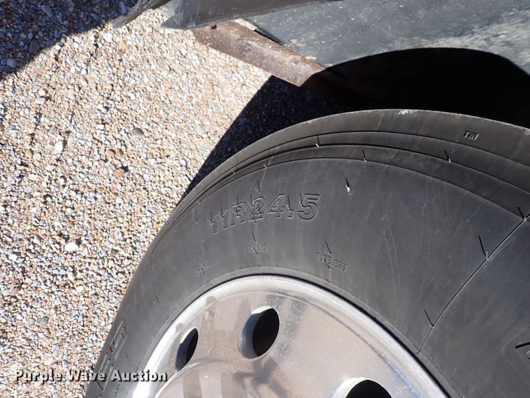 image for item DN2179 1996 Mack CH600  tow truck