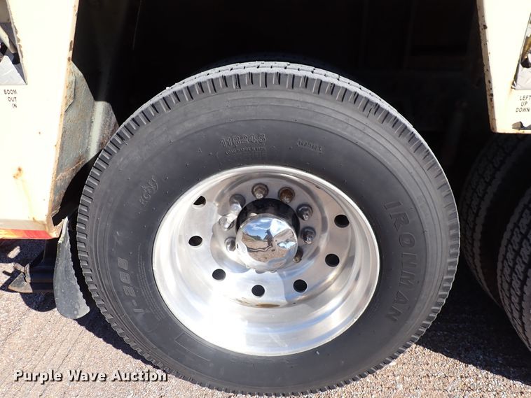 image for item DN2179 1996 Mack CH600  tow truck