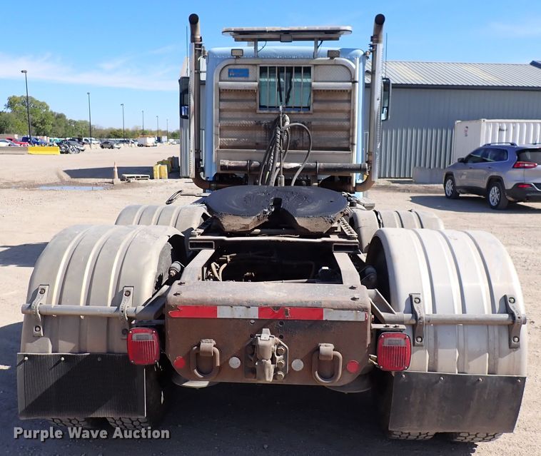 image for item DN2181 2012 Freightliner Coronado SD  semi truck