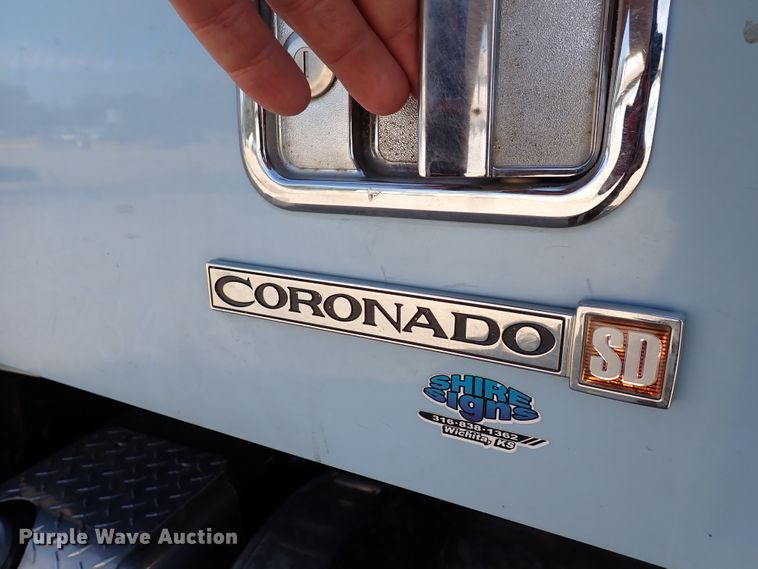 image for item DN2181 2012 Freightliner Coronado SD  semi truck