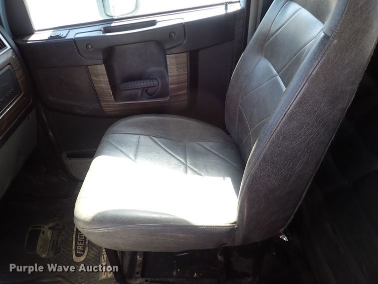 image for item DN2181 2012 Freightliner Coronado SD  semi truck