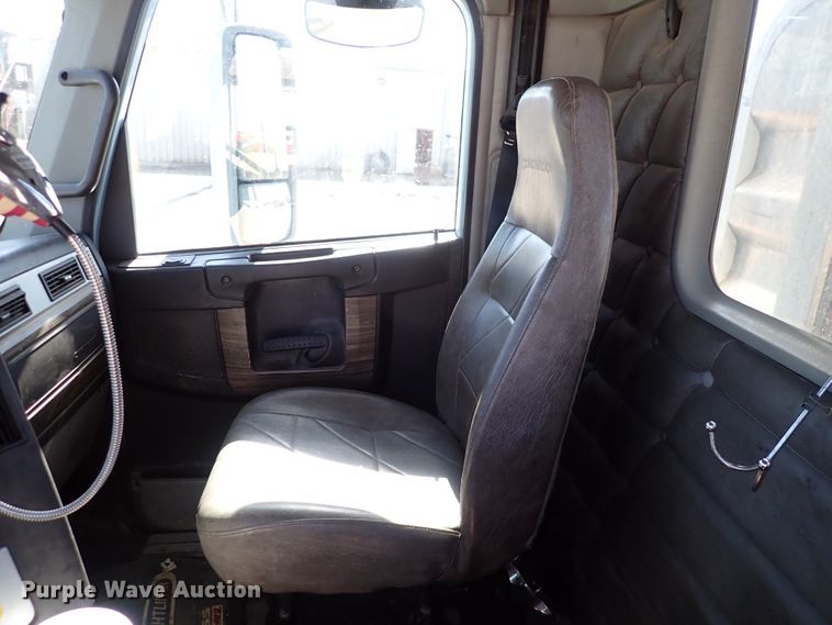 image for item DN2181 2012 Freightliner Coronado SD  semi truck