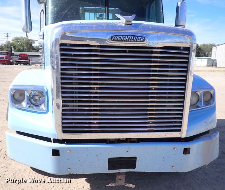 image for item DN2181 2012 Freightliner Coronado SD  semi truck