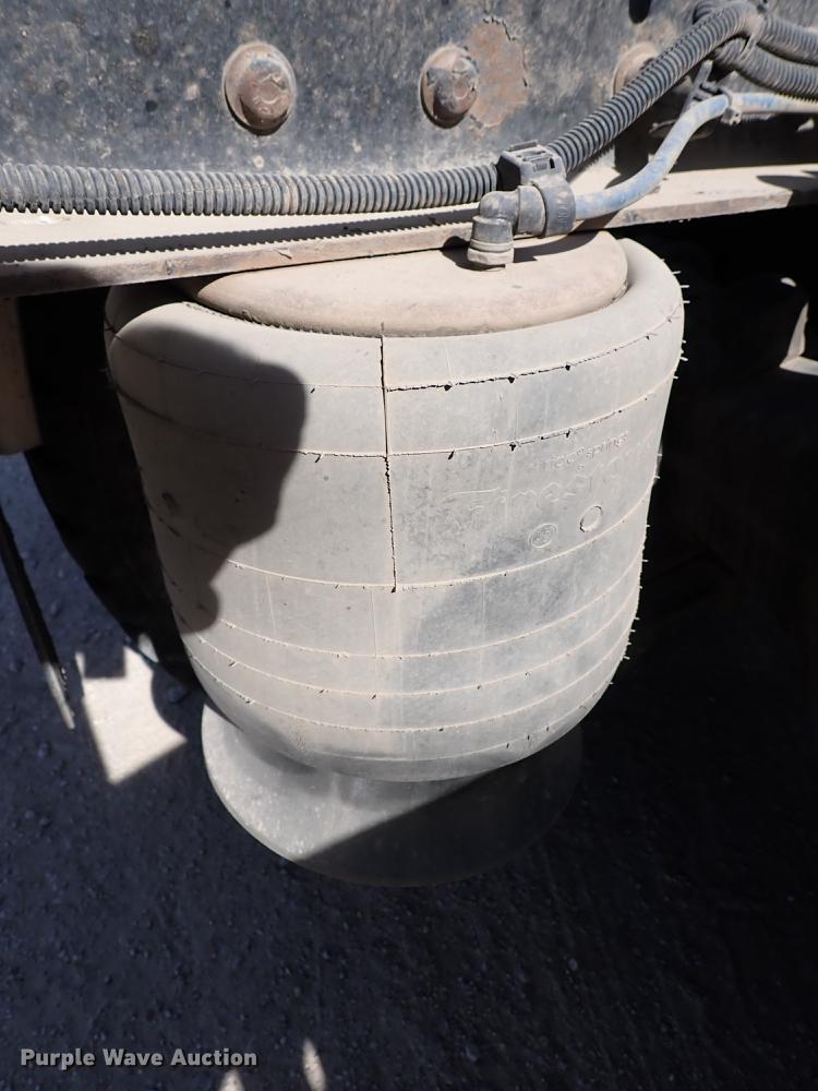 image for item DN2181 2012 Freightliner Coronado SD  semi truck