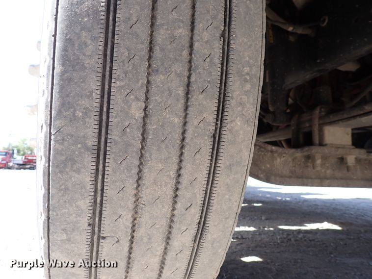 image for item DN2181 2012 Freightliner Coronado SD  semi truck