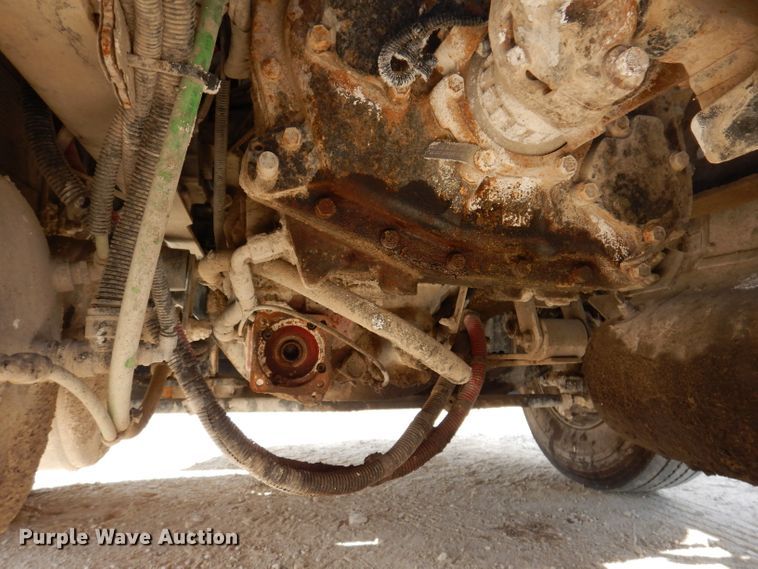 image for item EV9321 2013 Freightliner Cascadia 125  semi truck