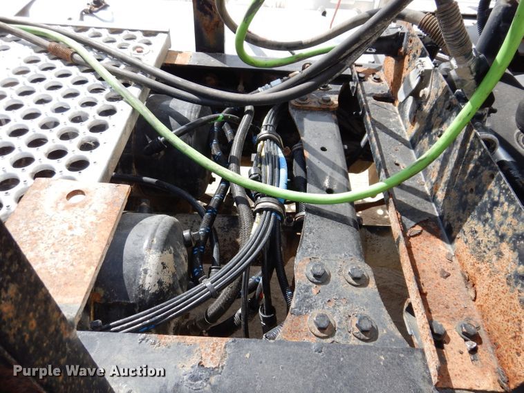 image for item EV9329 2012 Western Star 4900  semi truck