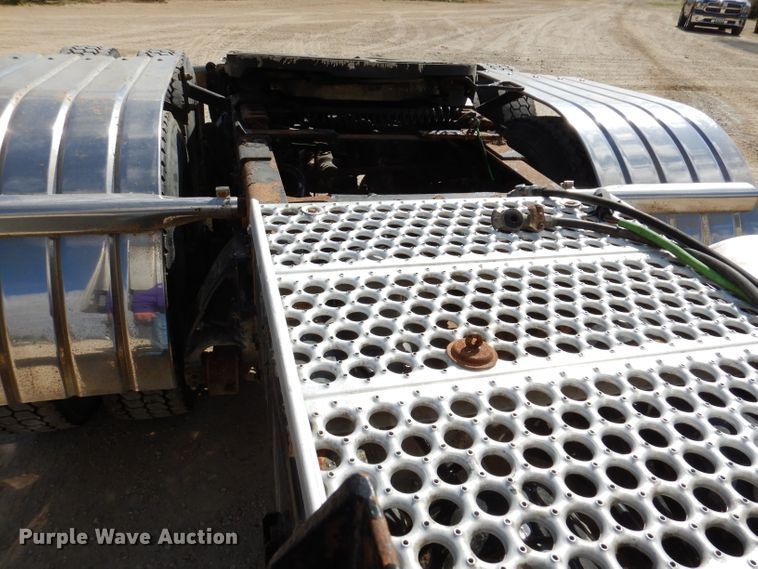 image for item EV9329 2012 Western Star 4900  semi truck