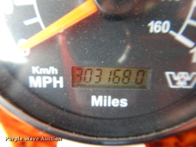 image for item EV9329 2012 Western Star 4900  semi truck