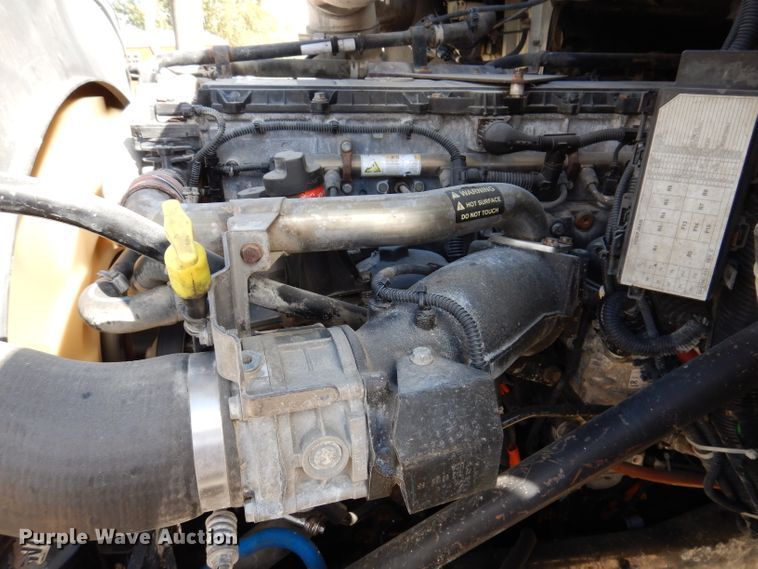 image for item EV9329 2012 Western Star 4900  semi truck