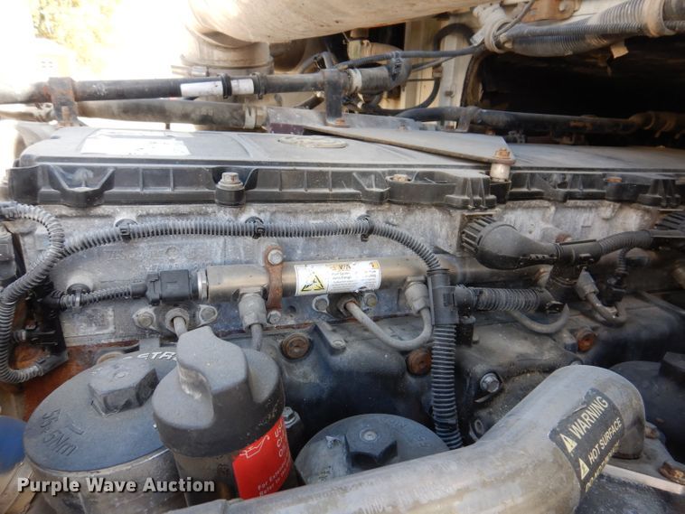 image for item EV9329 2012 Western Star 4900  semi truck