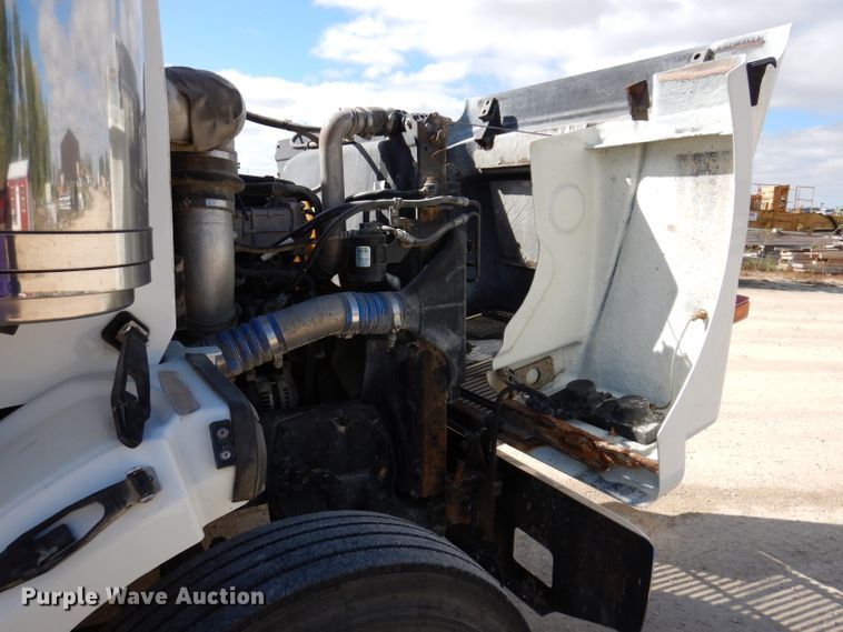 image for item EV9329 2012 Western Star 4900  semi truck