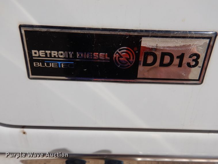 image for item EV9329 2012 Western Star 4900  semi truck