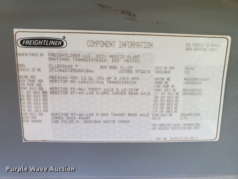 image for item GK9990 2005 Freightliner Columbia 120  semi truck