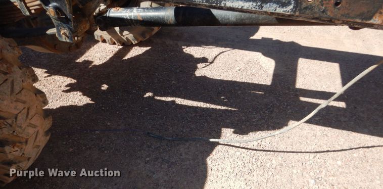 image for item HI9816 1983 Ford F700  truck cab and chassis