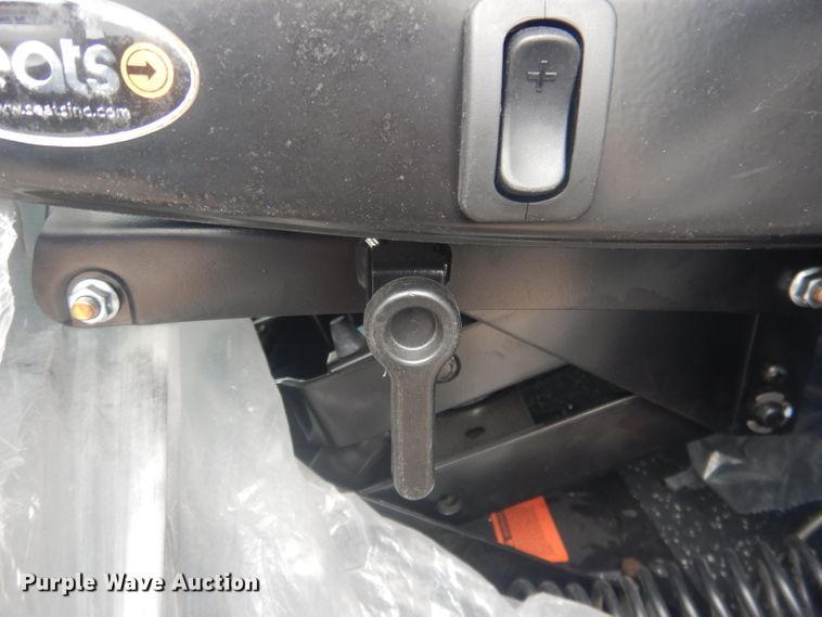 image for item HU9304 1999 Peterbilt 379  semi truck