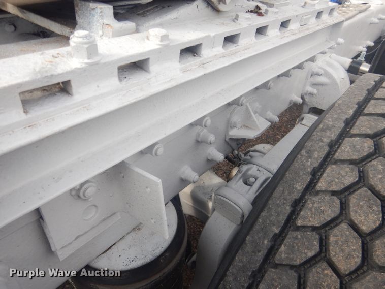 image for item HU9304 1999 Peterbilt 379  semi truck