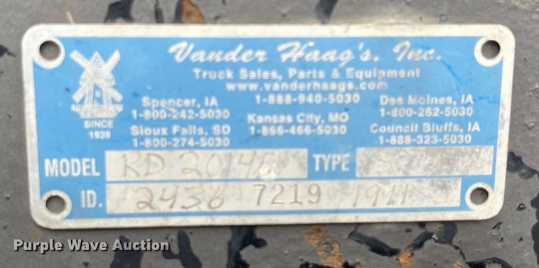 image for item IK9551 2008 International 9900ix  semi truck