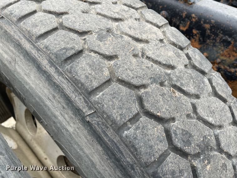 image for item IK9551 2008 International 9900ix  semi truck