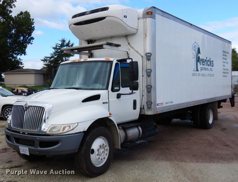 image for item JI9407 2013 International 4300  box truck