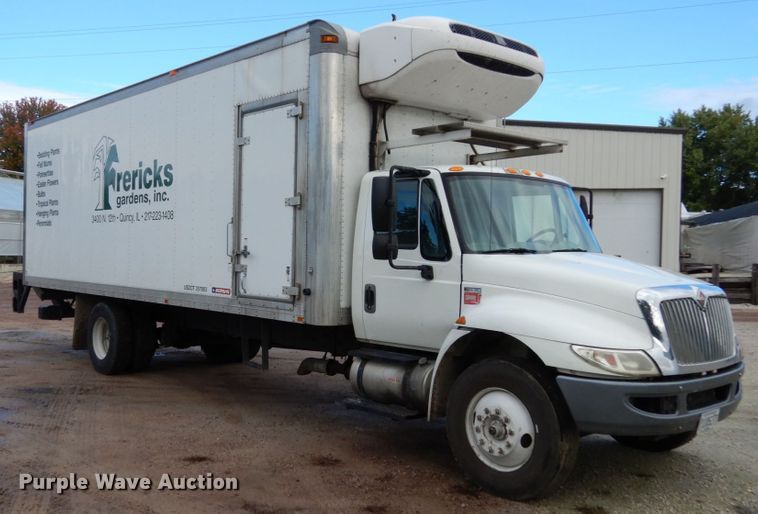 image for item JI9407 2013 International 4300  box truck