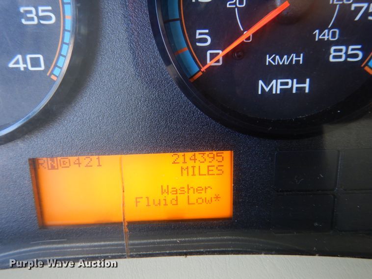 image for item JI9407 2013 International 4300  box truck