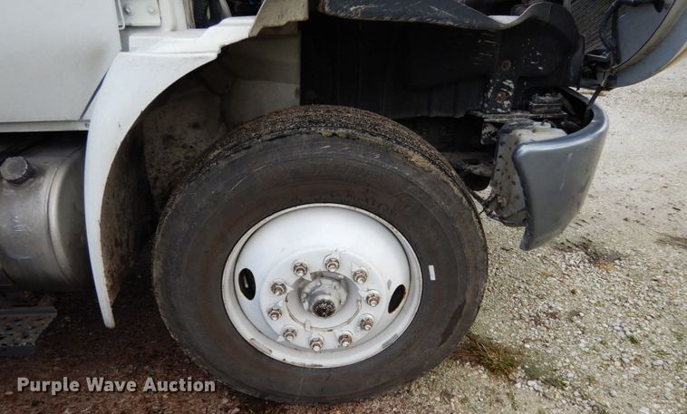 image for item JI9407 2013 International 4300  box truck