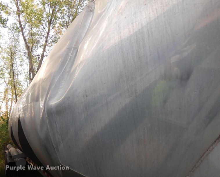 image for item JQ9288 2006 Stevens Pneumatics  pneumatic dry bulk trailer