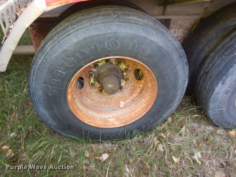 image for item JQ9288 2006 Stevens Pneumatics  pneumatic dry bulk trailer