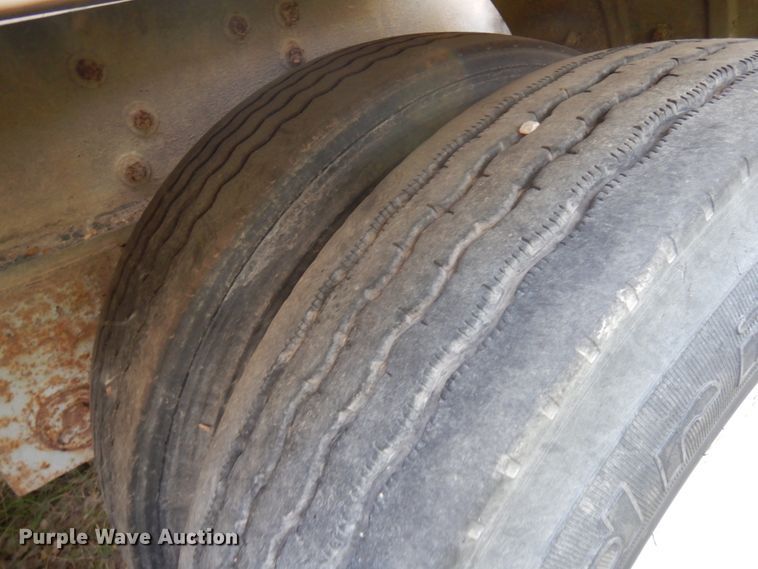 image for item JQ9288 2006 Stevens Pneumatics  pneumatic dry bulk trailer