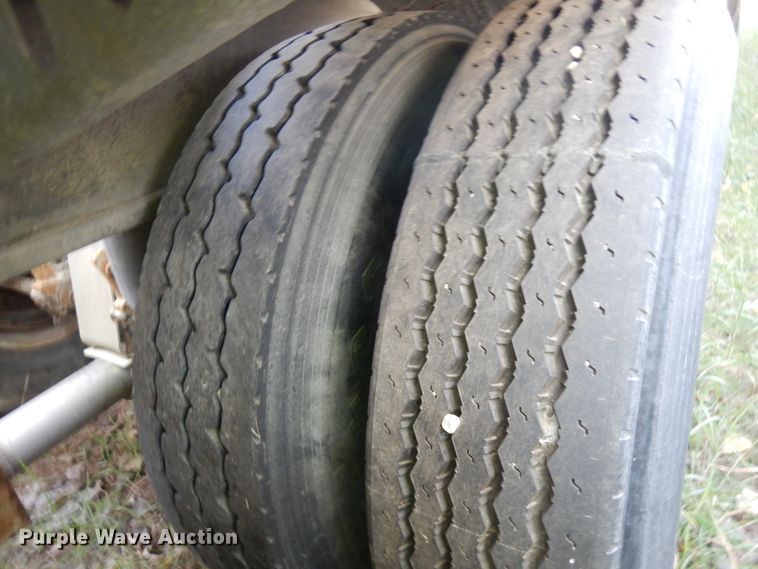 image for item JQ9288 2006 Stevens Pneumatics  pneumatic dry bulk trailer