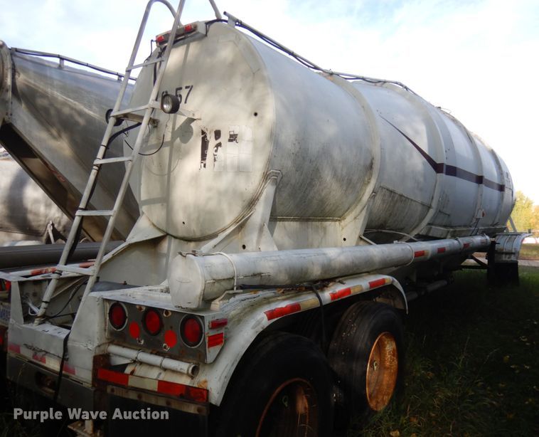 image for item JQ9289 1979 Transportation Equipment  pneumatic dry bulk trailer