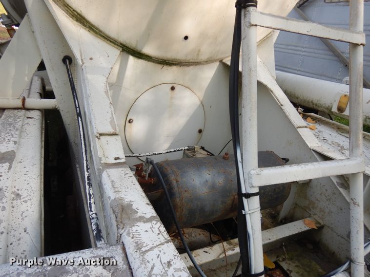 image for item JQ9289 1979 Transportation Equipment  pneumatic dry bulk trailer